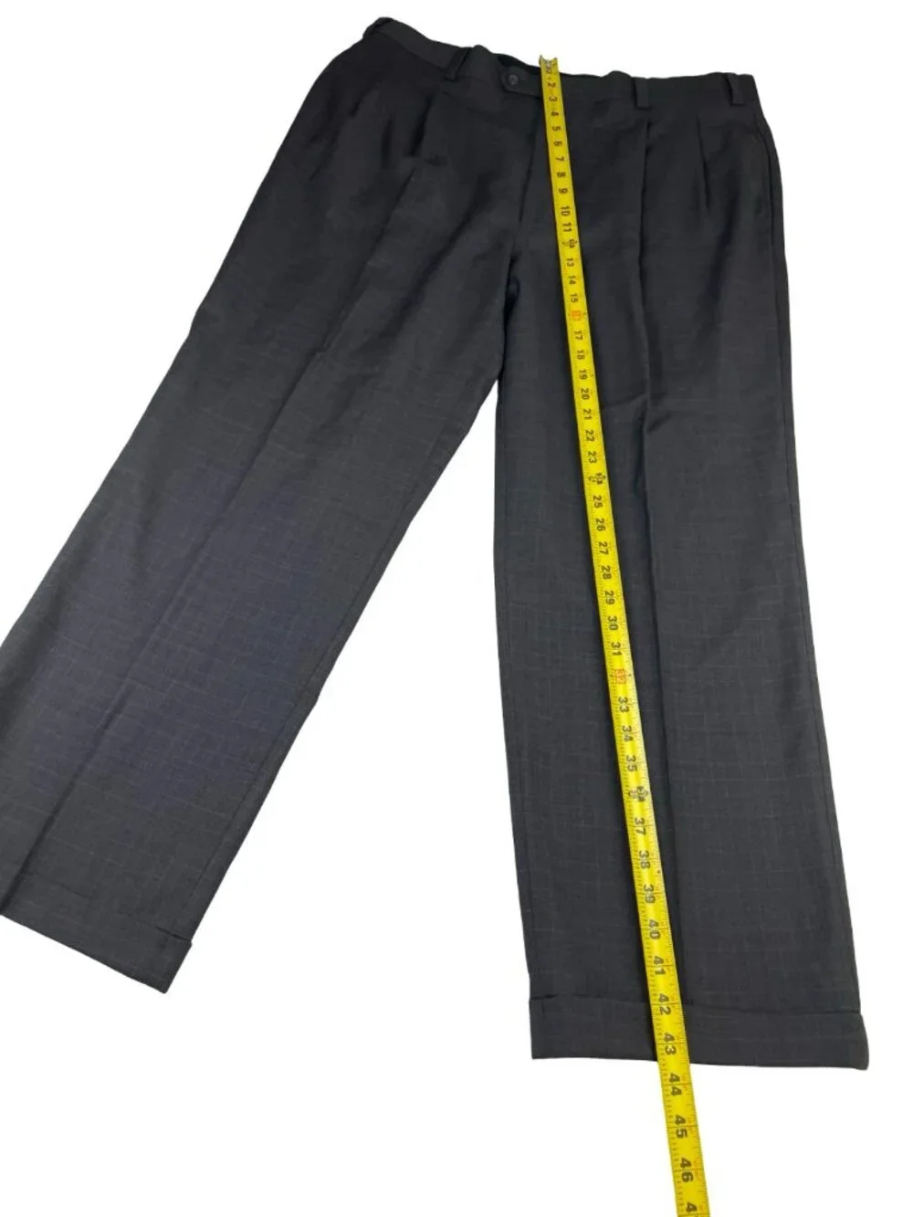 Stafford Men's 100% Wool 3-Button Suit Gray Plaid • 46R | 38x30
